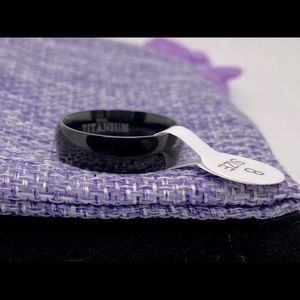 6mm, 8mm Black Domed High Polish Comfort Fit Band